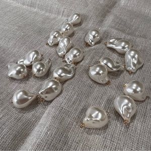 Faux pearl pendants 19 pcs